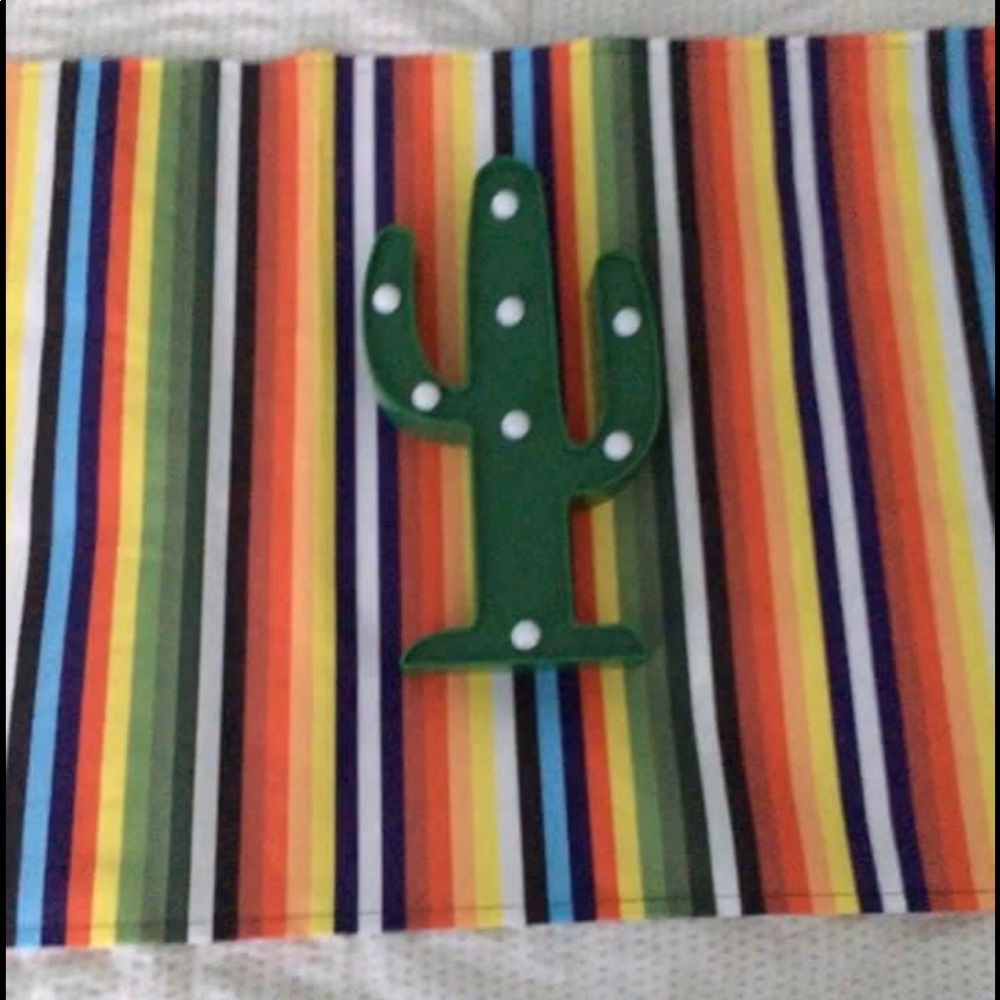 Taco Tuesday cactus light
